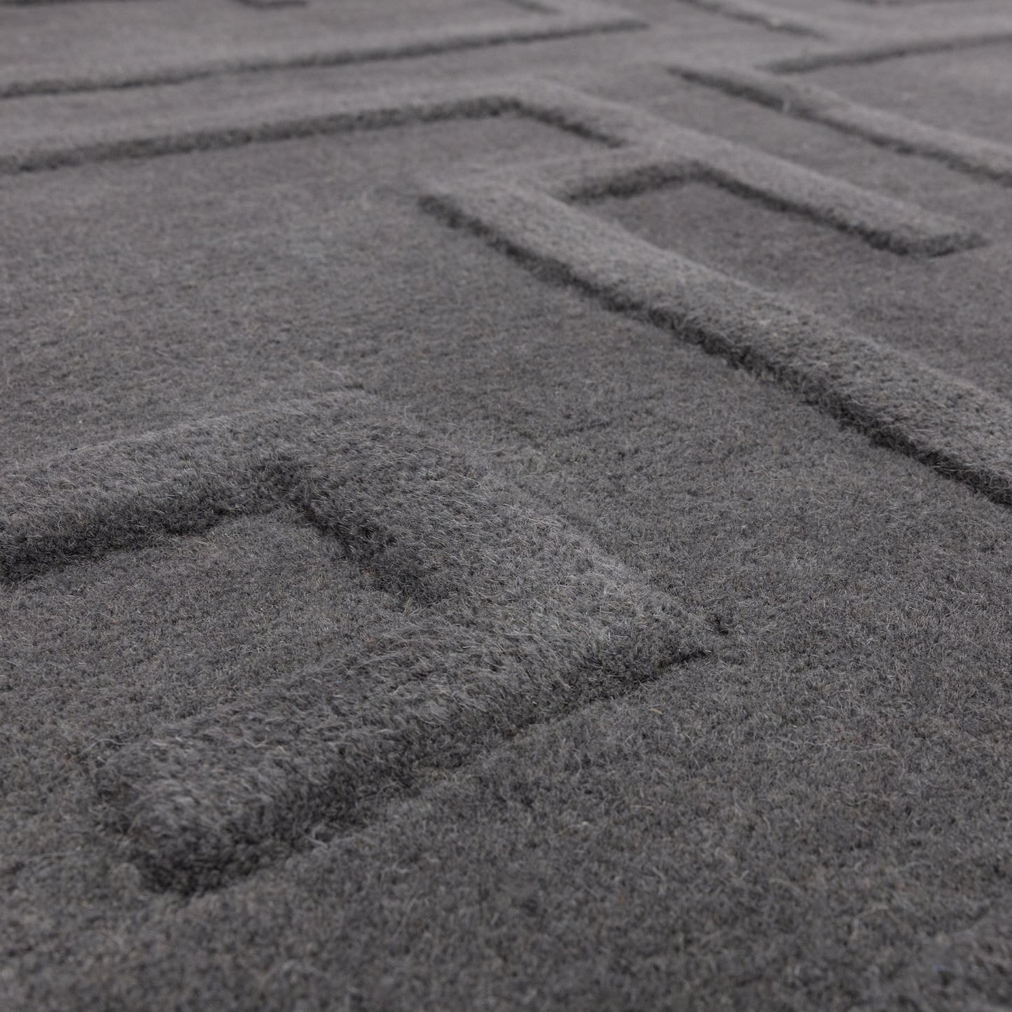 Maze Charcoal